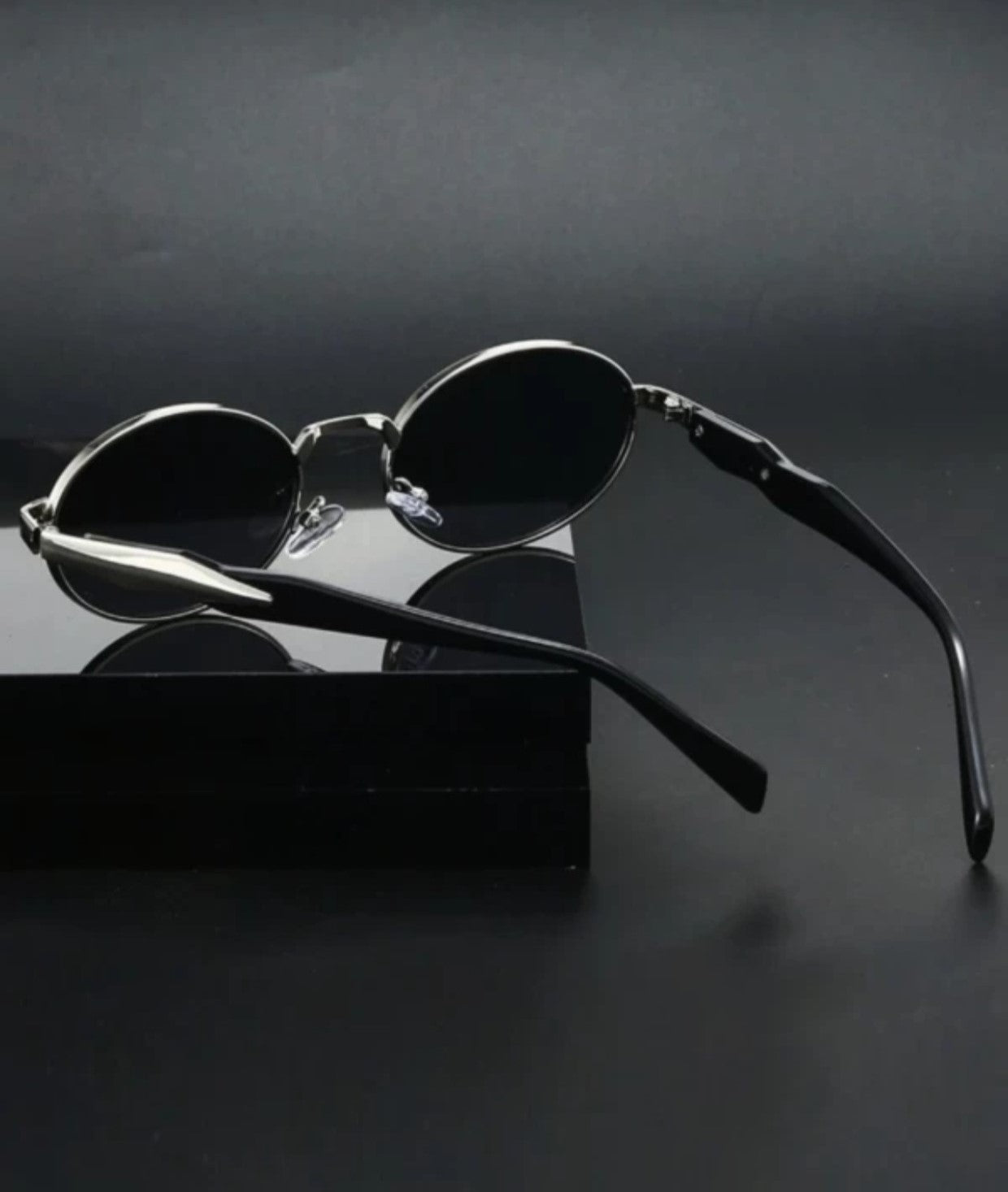 Bryxo Vintage Oval Sunglasses – Unisex Designer Metal Frame
